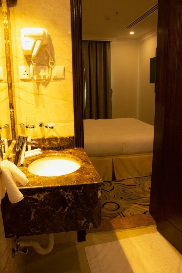 Rona Al Khobar Hotel Екстер'єр фото