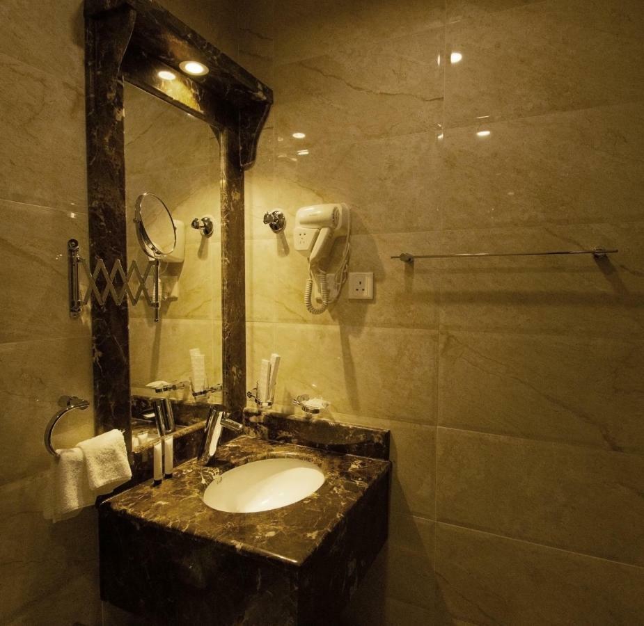 Rona Al Khobar Hotel Екстер'єр фото